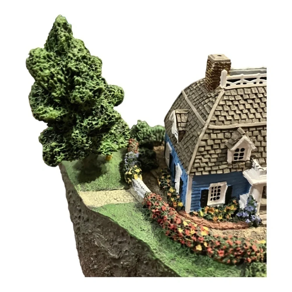 Danbury Mint Fishermans Cove Colin Gough Fishing Village Sculpture Display item
